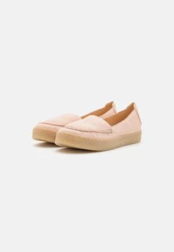 Clarks Barleigh Low - Trainers - Pale Peach 10 Clarks Barleigh Low - Trainers - Pale Peach -Fashion Clothing Specialty Store 04b325dcbdbf409d811959d36e4dc12b