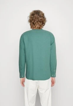 Minimum Anholt - Shirt - Oil Blue -Fashion Clothing Specialty Store 0e8bd6f4c6da4ecb8b39151bc85369a6