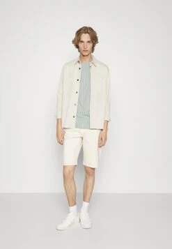 Pier One Print T-Shirt - Light Green -Fashion Clothing Specialty Store 11c2c6f6ac6a4d6bb7d000b2b6b3a174