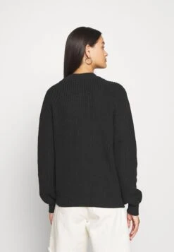 Minimum Affie - Cardigan - Black -Fashion Clothing Specialty Store 15fab0213bff489ca596278108969b98