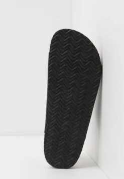 Pier One Unisex - Slippers - Brown -Fashion Clothing Specialty Store 23e143c048ee4fd8b5e22a3556ccfbfb