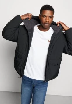 Abercrombie & Fitch Cloud Jacket - Winter Coat - Black -Fashion Clothing Specialty Store 2eb597072d5d4d779a003e0e95e4957c