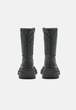 Pavement Halsey - Classic Ankle Boots - Black 15 Pavement Halsey - Classic Ankle Boots - Black -Fashion Clothing Specialty Store 2ebff9410bb44b2b8706b8fb1306480c