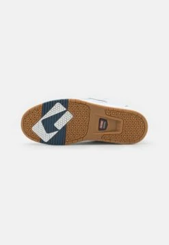 Globe Sabre - Skate Shoes - White/Blue -Fashion Clothing Specialty Store 2eee9e4f2171419e93dd9c78d1db9781