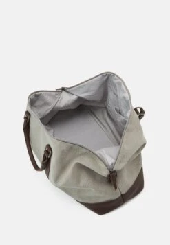Pier One Unisex - Holdall - Grey -Fashion Clothing Specialty Store 30dc7a2419a9401ea7da7e0fdab129b0