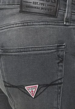 Guess Chris - Jeans Skinny Fit - Carry Grey -Fashion Clothing Specialty Store 35b5b2f073d0428cac17191a6d0f99cc