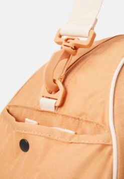 Nike Performance Gym Club Retro - Sports Bag - Amber Brown/Bright Crimson -Fashion Clothing Specialty Store 41e50360021d4114806abae402c89c17