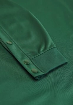 YOURTURN Unisex - Long Sleeved Top - Dark Green 19 YOURTURN Unisex - Long Sleeved Top - Dark Green -Fashion Clothing Specialty Store 470e13e4dd7d41de878ccc94e08c6851