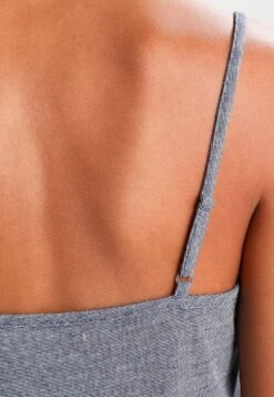 Anna Field Sarah Short Pj Set- Pyjama Set - Off-White/Dark Blue -Fashion Clothing Specialty Store 49d51a315b42407db76066305cc81b2a