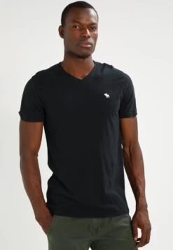 Abercrombie & Fitch Vneck 3 Pack - Basic T-Shirt - White/Black/Grey -Fashion Clothing Specialty Store 4bb0fc649e7a4bd6bddd10eb89823e18