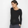 Nursing Function Longsleeve Tee - Long Sleeved Top - Black -Fashion Clothing Specialty Store 5382ce6fab8443cc880de5409660ec05