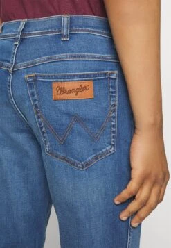 Wrangler Texas- Slim Fit Jeans - Pisces -Fashion Clothing Specialty Store 577cdceab1444c9abe278abbe9e4abee