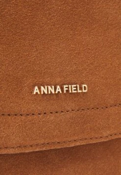 Anna Field Leather - Laptop Bag - Cognac -Fashion Clothing Specialty Store 63761796c9bf4ed3ab9ebaf7d34b21eb