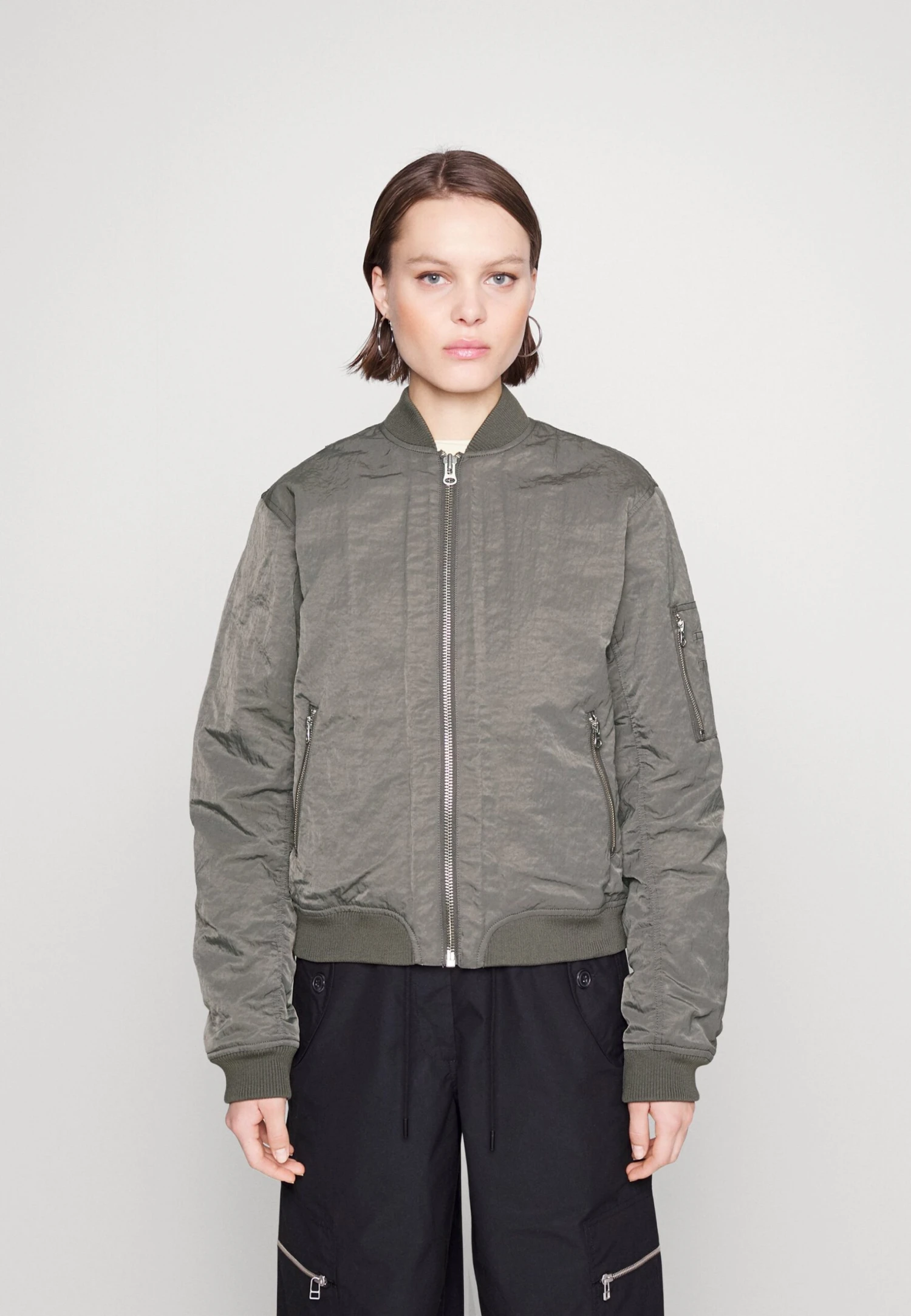 SAMSØE SAMSØE Mae Bomber - Bomber Jacket - Dark Brindle 3 SAMSØE SAMSØE Mae Bomber - Bomber Jacket - Dark Brindle