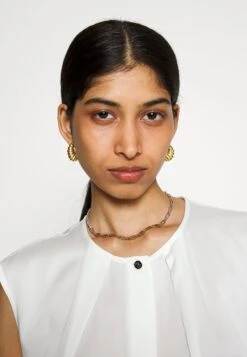 Boss Bielli - Blouse -Fashion Clothing Specialty Store 699d65a8ea2149cc84d6925fba3e0bae