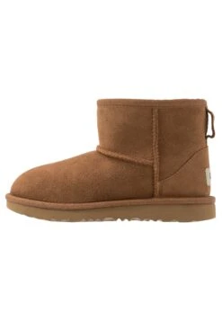 Ugg Classic Mini Ii Unisex - Classic Ankle Boots - Chestnut 15 Ugg Classic Mini Ii Unisex - Classic Ankle Boots - Chestnut -Fashion Clothing Specialty Store 6fcd02df861041899d8806c7635138aa