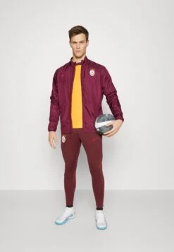 Nike Performance Galatasaray Istanbul Dry Academy Jacket - Club Wear - Night Maroon -Fashion Clothing Specialty Store 70dd969f52334423be9c100c28cbce6c