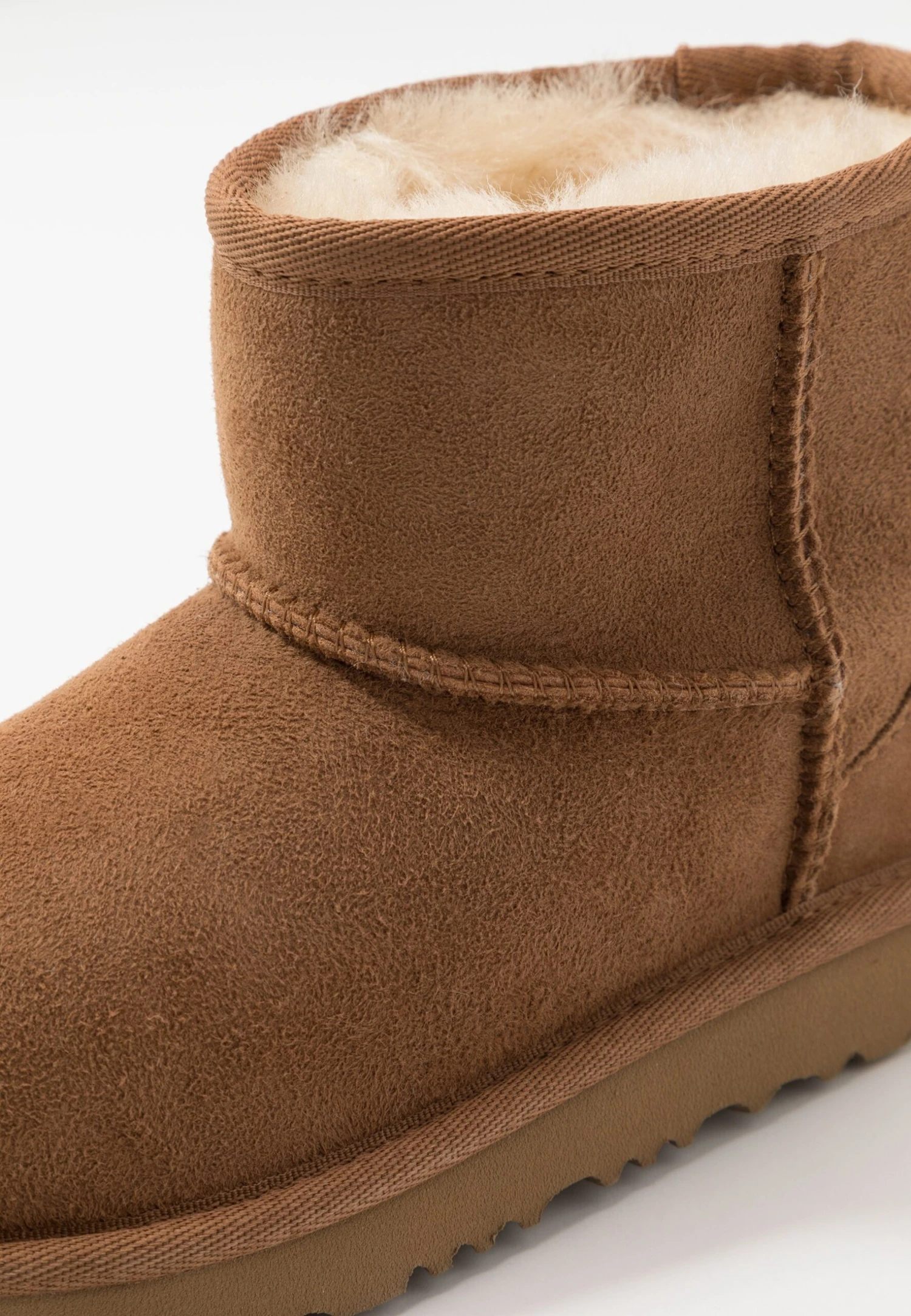 Ugg Classic Mini Ii Unisex - Classic Ankle Boots - Chestnut 6 Ugg Classic Mini Ii Unisex - Classic Ankle Boots - Chestnut - Image 4
