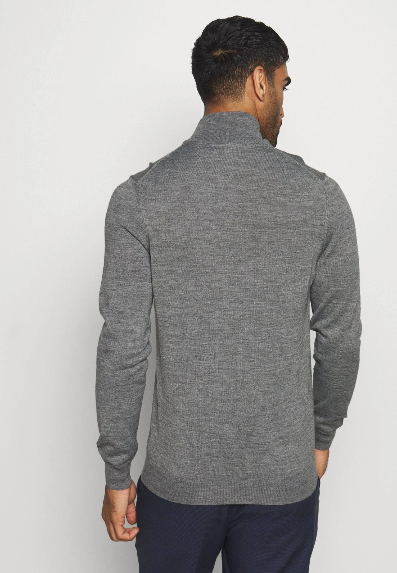 Lyle & Scott Golf Core Zip Mix - Jumper - Mid Grey Marl 5 Lyle & Scott Golf Core Zip Mix - Jumper - Mid Grey Marl - Image 3