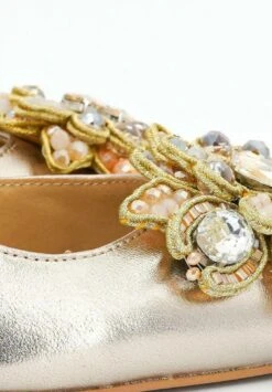 Alma En Pena Lagos - High Heels - Gold 11 Alma En Pena Lagos - High Heels - Gold -Fashion Clothing Specialty Store 989d28168c1b4d6a98c3a0820827fe4a