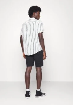 Pier One 2 Pack - Shirt - Black/White -Fashion Clothing Specialty Store a68cb2ff17104e928d6a0c4cb305d53e