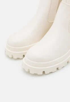 Even&Odd Platform Boots - White -Fashion Clothing Specialty Store a782226d52af494daf7b6363bff64f09