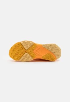 Nike Performance Zoomx Zegama- Trail Running Shoes - Sundial/Melon Tint/Safety Orange -Fashion Clothing Specialty Store b3913405e7954a7da5f67e9ed9d6454d