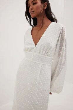 NA-KD Balloon Sleeve Button Detail Dress - Maxi Dress -Fashion Clothing Specialty Store b8635e3560804dcd9eb56708fb0bc93a