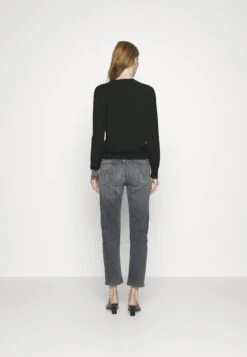 MOTHER The Tomcat Ankle - Straight Leg Jeans - X Marks The Spot -Fashion Clothing Specialty Store b86ae8ac286f4ac0ad76b37187e7dc30