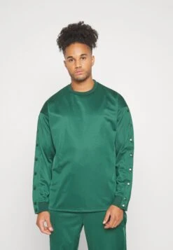 YOURTURN Unisex - Long Sleeved Top - Dark Green 14 YOURTURN Unisex - Long Sleeved Top - Dark Green -Fashion Clothing Specialty Store b86c1b40ef744c01aa282409438137bc