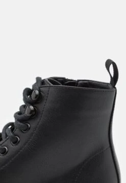 Pier One Unisex - Ankle Boots - Black -Fashion Clothing Specialty Store b89144eeaa4c42d8881d12ca03a3a891