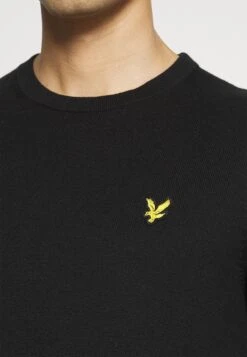 Lyle & Scott Crew Neck Jumper - Jumper - Jet Black -Fashion Clothing Specialty Store c27fa4ee3919475290ea282e7d263b43