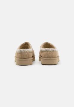 Ugg Tasman - Slippers - Mustard Seed/White -Fashion Clothing Specialty Store c2f87fae95474bc597c678d01fed6684