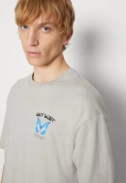 YOURTURN Get Lost Tee Unisex - Print T-Shirt - Grey -Fashion Clothing Specialty Store cc93eeecdcab4e609a0e74345f7665ba