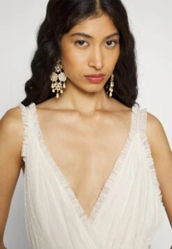 Needle & Thread ExclusiveCandice Gown - Occasion Wear - Cream 14 Needle & Thread ExclusiveCandice Gown - Occasion Wear - Cream -Fashion Clothing Specialty Store cf91087955524b6d8613c92b019276e9