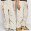 YOURTURN Unisex - Cargo Trousers - White 2 YOURTURN Unisex - Cargo Trousers - White -Fashion Clothing Specialty Store d341362de376454dbb3f1f7266aaf253