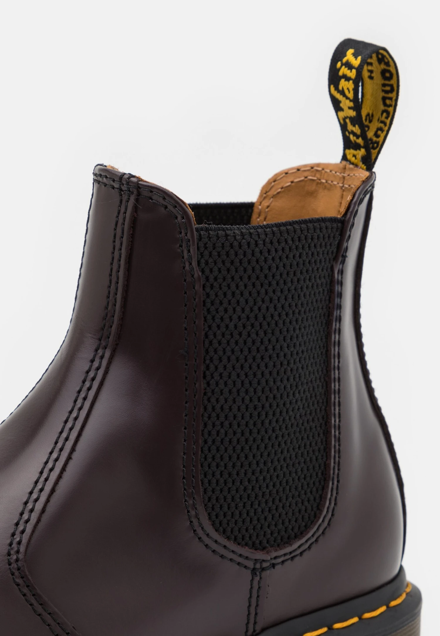 Dr. Martens 2976 Unisex - Classic Ankle Boots - Old Oxblood Smooth 8 Dr. Martens 2976 Unisex - Classic Ankle Boots - Old Oxblood Smooth - Image 6