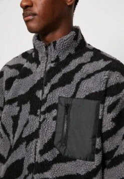 YOURTURN Unisex - Fleece Jacket - Grey -Fashion Clothing Specialty Store e22cc4c1616341af98da8e664ca12df5