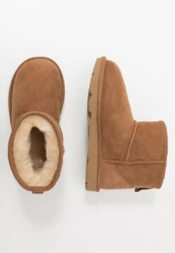 Ugg Classic Mini Ii Unisex - Classic Ankle Boots - Chestnut