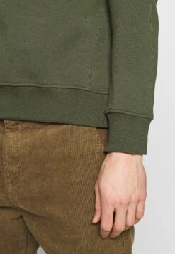 Pier One 2 Pack - Sweatshirt - Khaki/Black -Fashion Clothing Specialty Store e8798e2b4496495bb57d084d4047e2b7