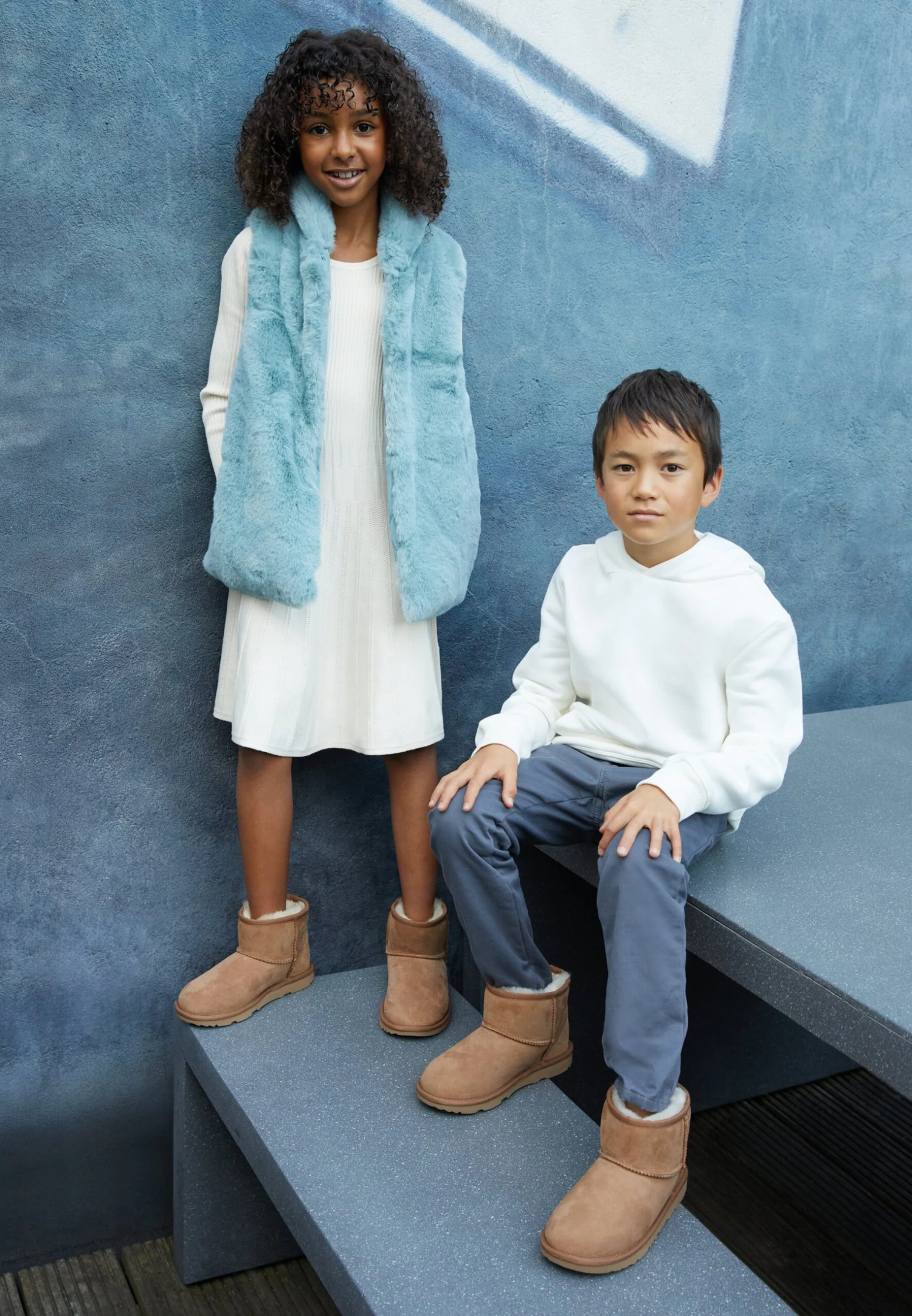 Ugg Classic Mini Ii Unisex - Classic Ankle Boots - Chestnut 4 Ugg Classic Mini Ii Unisex - Classic Ankle Boots - Chestnut - Image 2