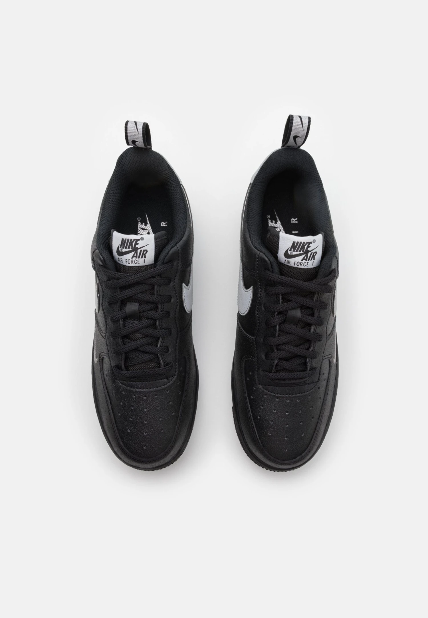 Nike Sportswear Air Force 1 07 Lv8 Ut Tu - Trainers - Black/Metallic Silver 5 Nike Sportswear Air Force 1 07 Lv8 Ut Tu - Trainers - Black/Metallic Silver - Image 4