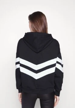 Hoodie - Black/White -Fashion Clothing Specialty Store fdf5d86b982b4185bcc9441f72ebe3ff